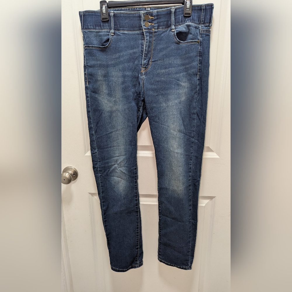 Apt. 9 Women's Jeans With Waist Band Control Size 14